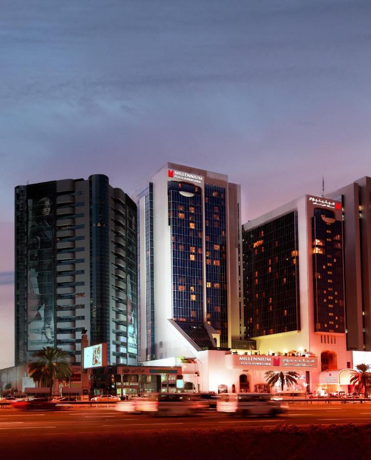 Hotel Millennium Plaza Downtown, Dubai Esterno foto